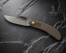 Handmade Custom Ti Framelock 1095 / FatCarbon 12k CF April 2026